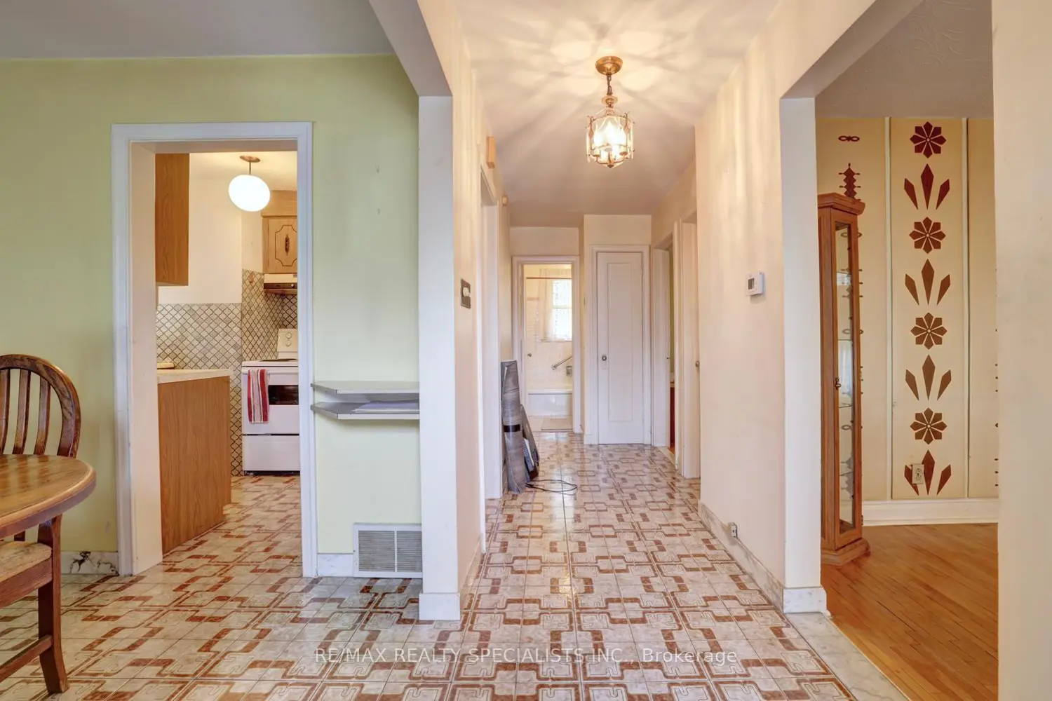 Additional image 3 of 54 Marmion Avenue