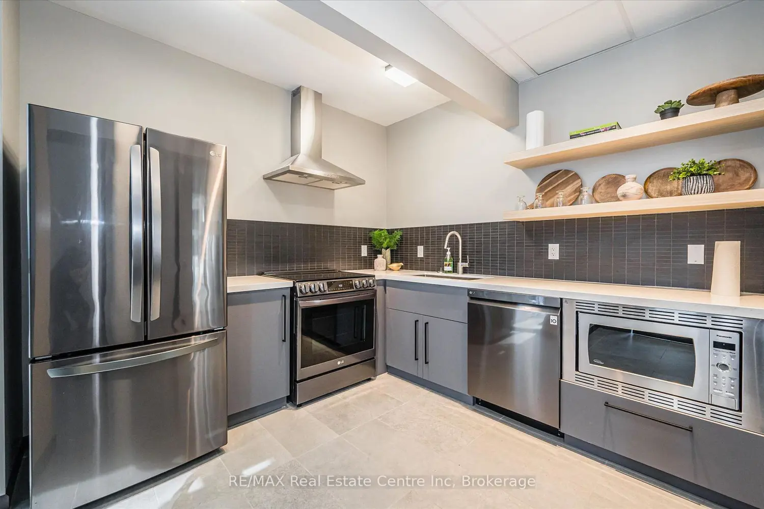 Additional image 19 of 108 Garment Street 1209