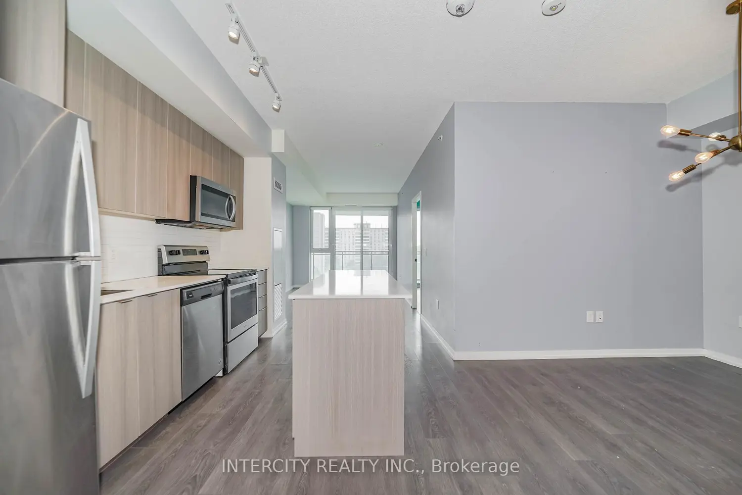 Additional image 5 of 3237 Bayview Avenue 611