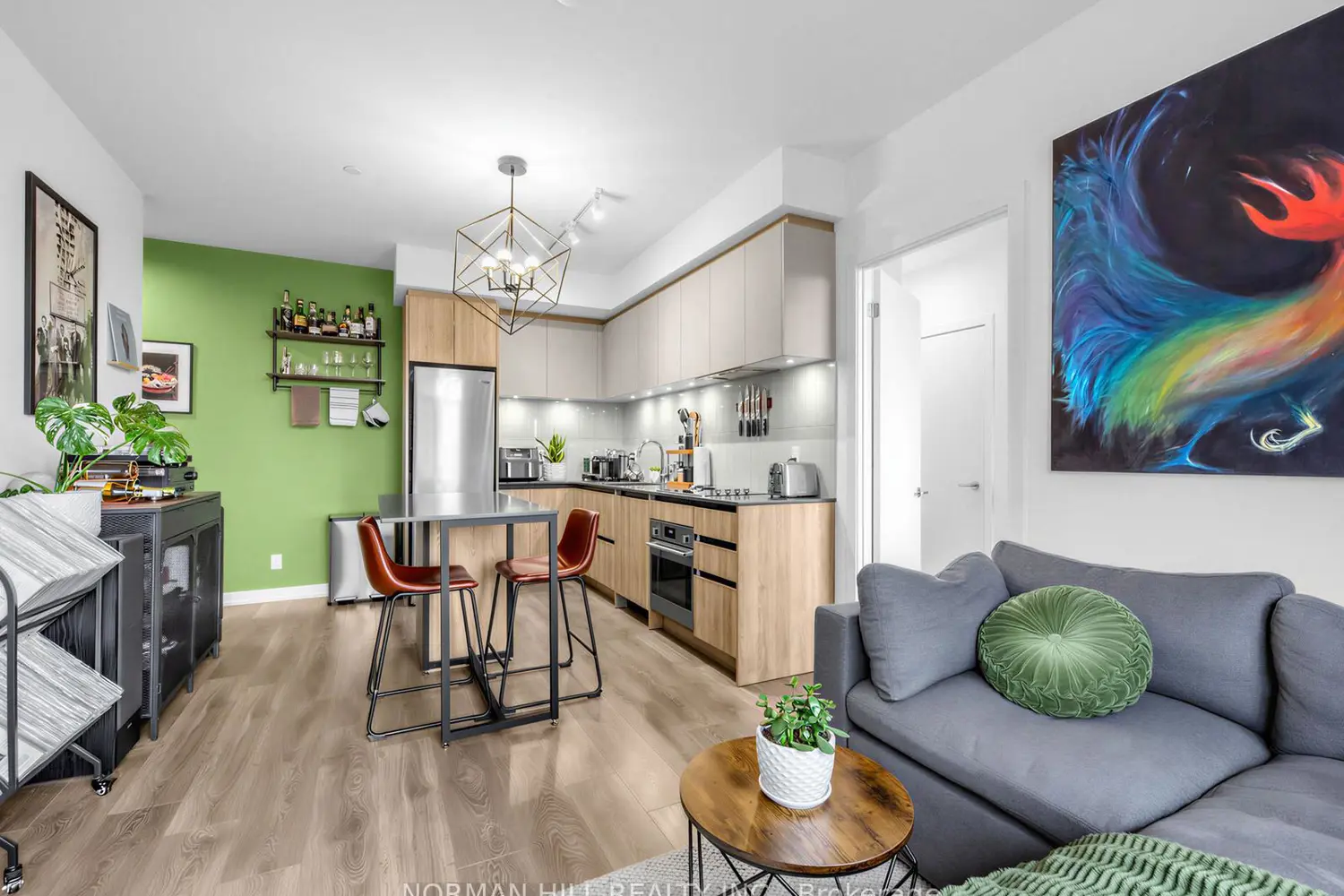 Additional image 9 of 7950 Bathurst Street 701