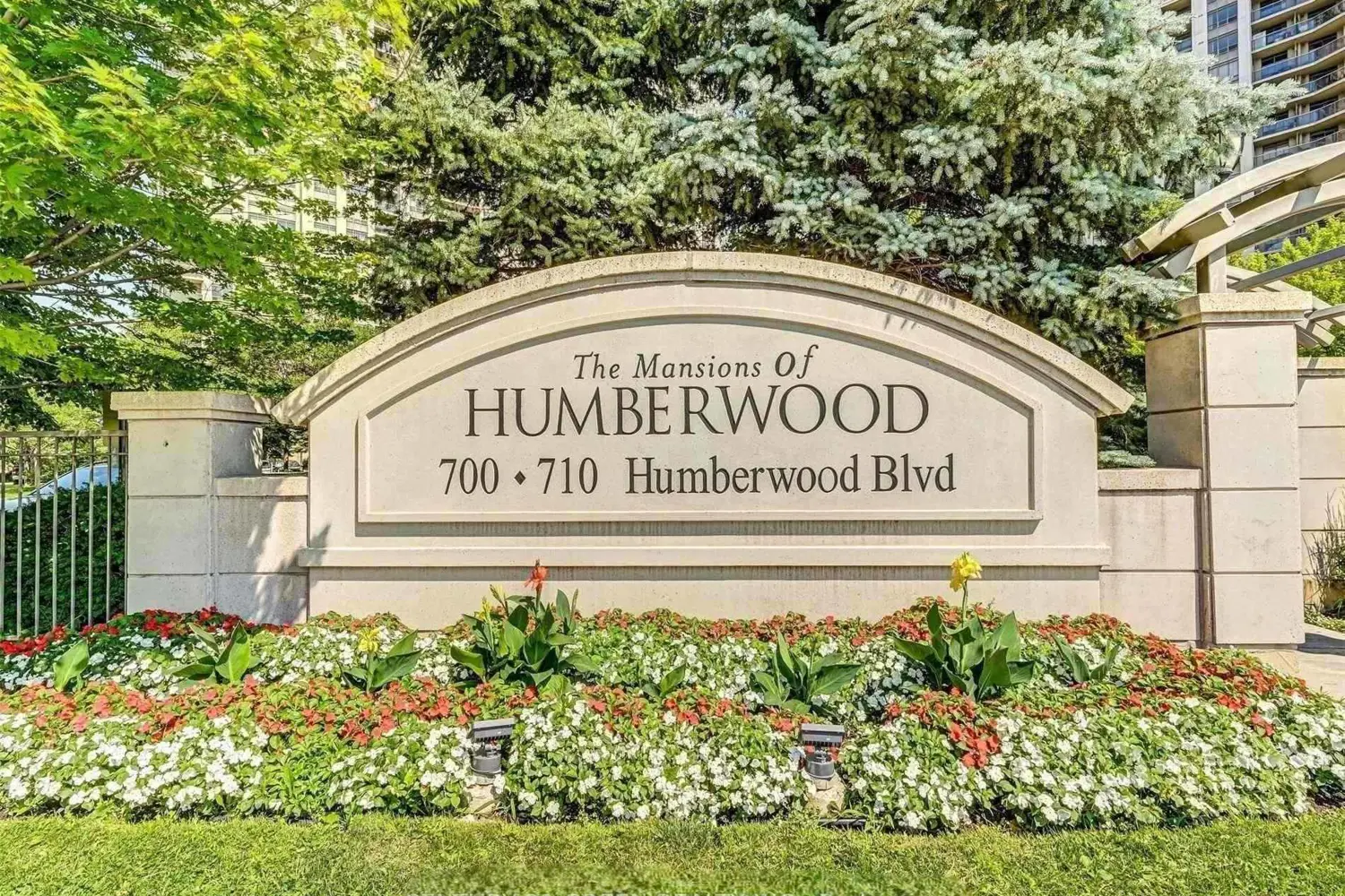 Additional image 3 of 710 Humberwood Boulevard Ph1