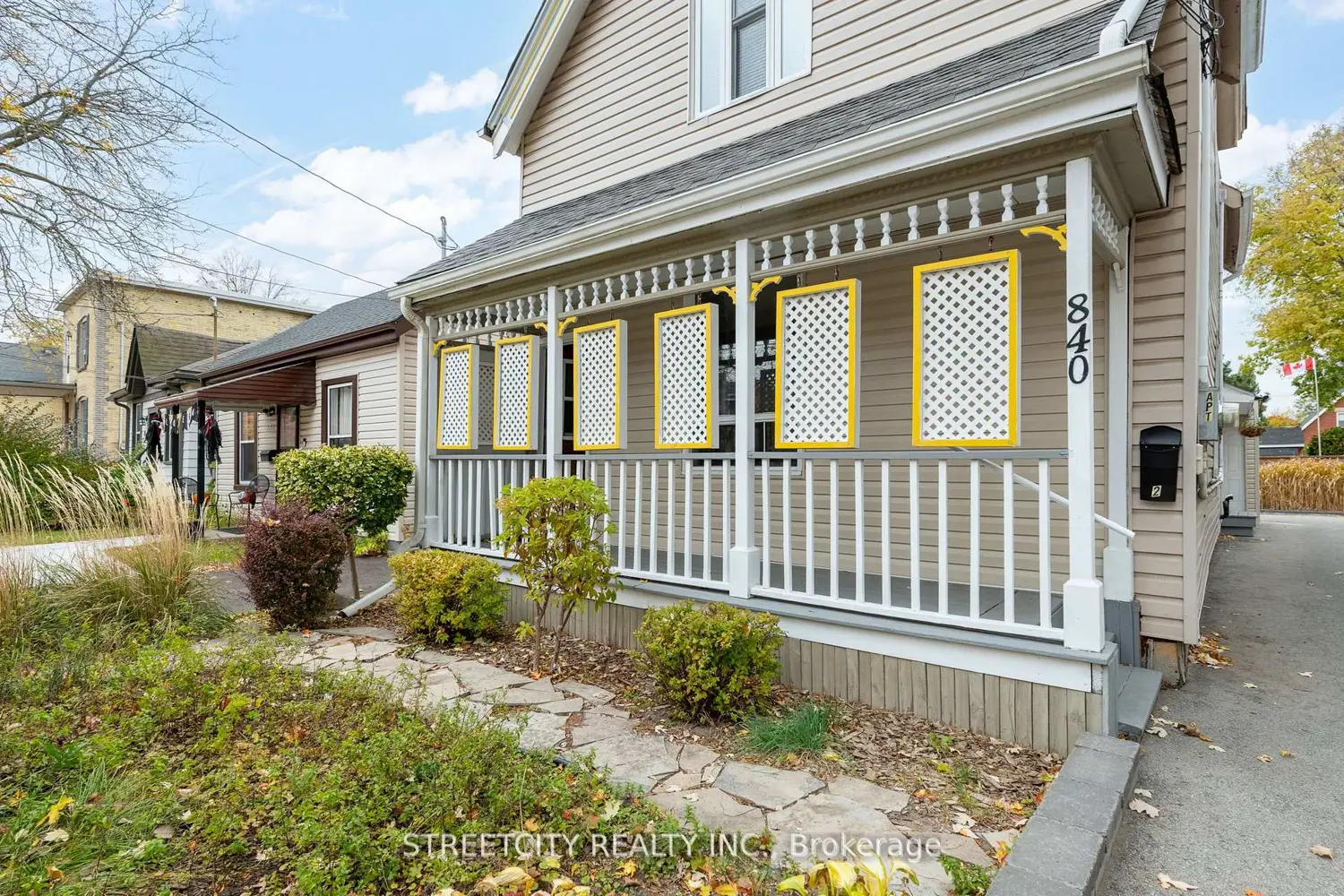 840 Queens Avenue