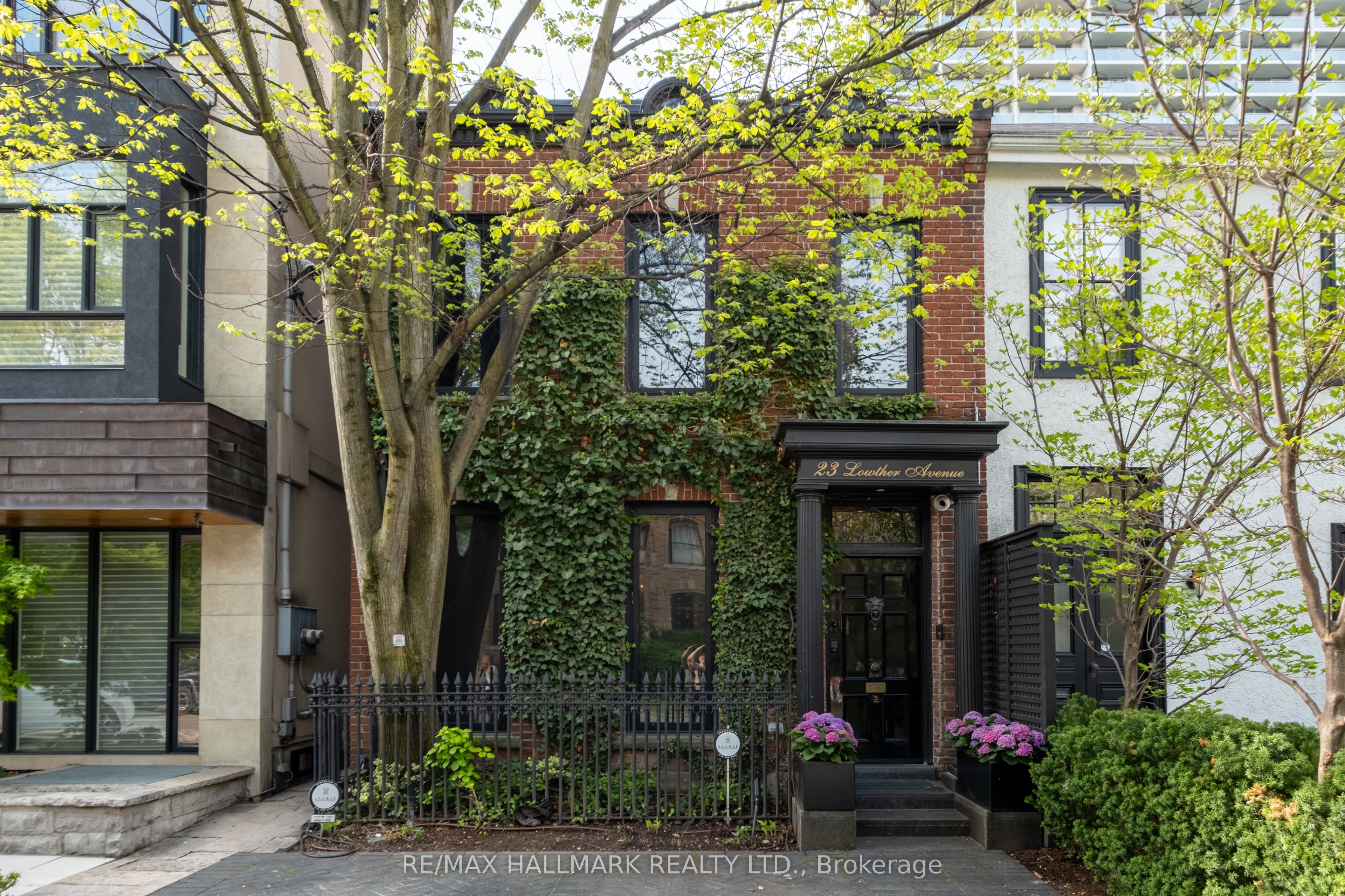 23 Lowther Avenue, Toronto, ON, M5R 1C5