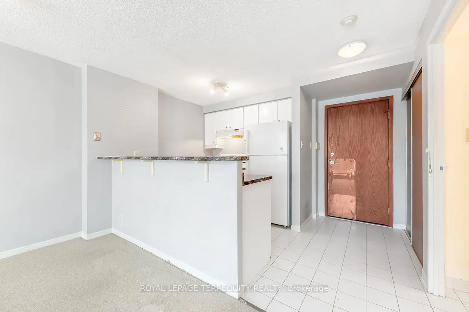 Additional image 3 of 10 Yonge Street 2609