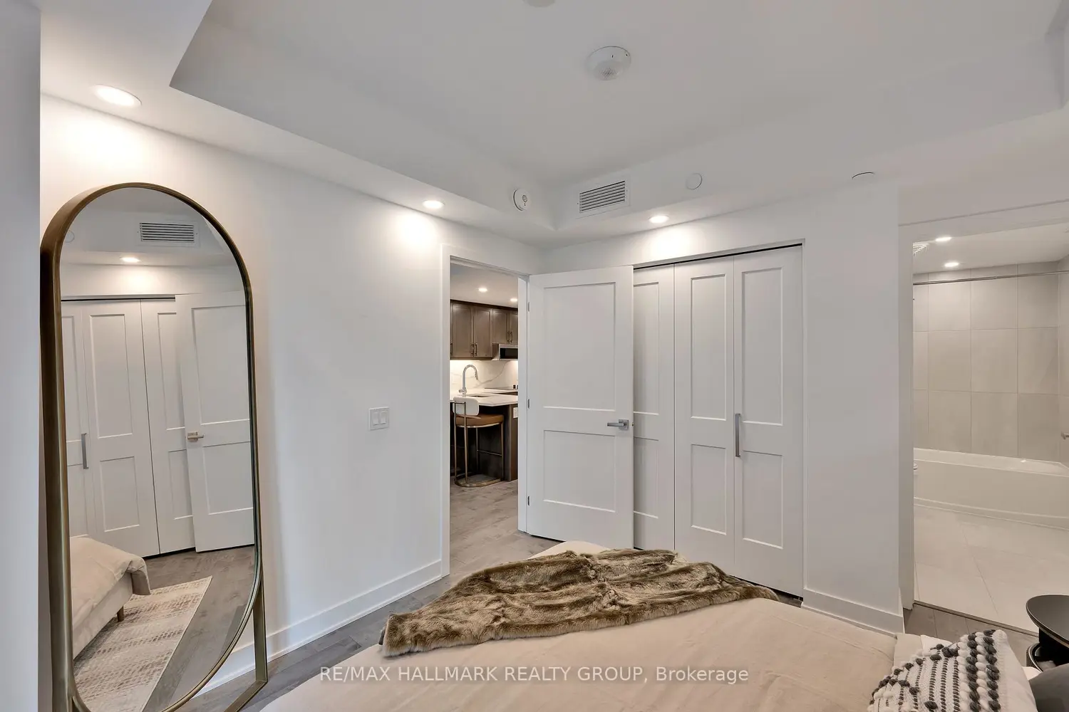 Additional image 9 of 340 Queen Street 801