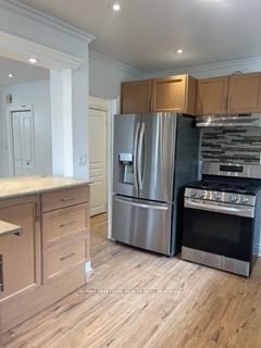 Additional image 3 of Main-77 Murray Drive, Aurora, ON, L4G 2C2