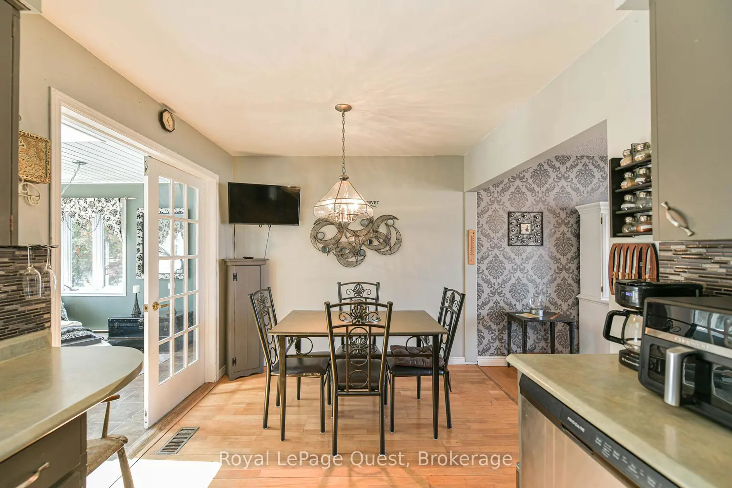 Additional image 9 of 333 Collins Drive
