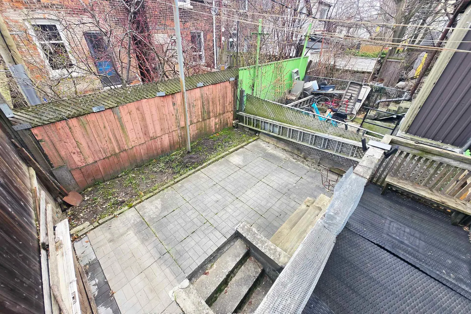 Additional image 17 of 9 Saint Clarens Avenue