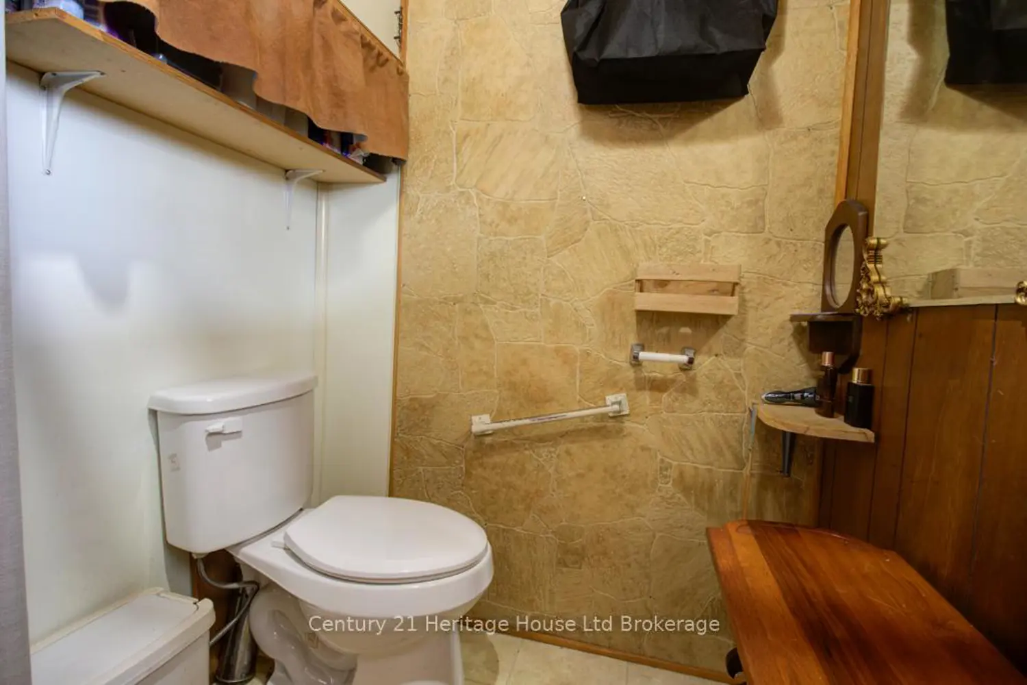 Additional image 9 of 242 Wonham Street