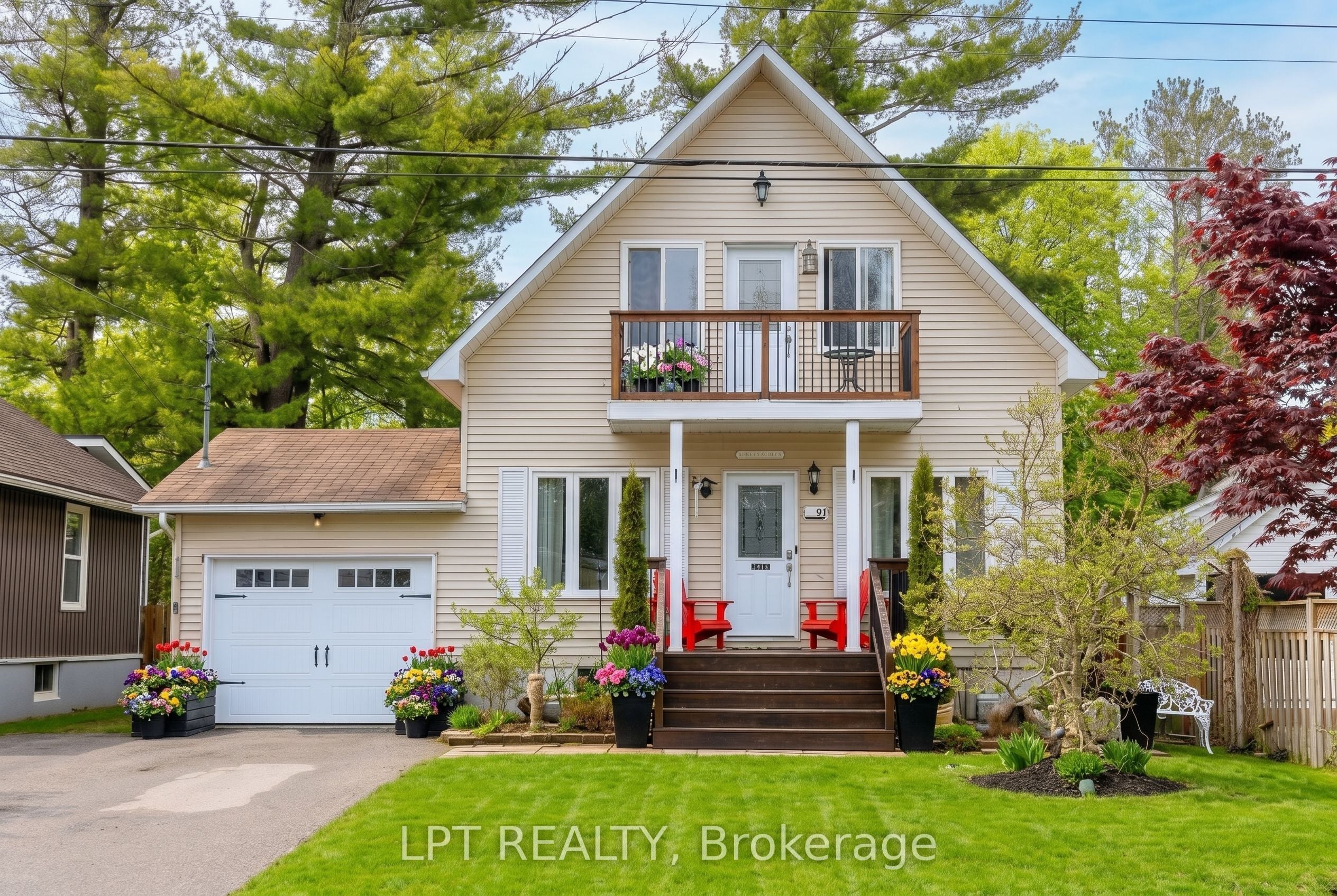 11 Hardwood Drive, Georgina, ON, L0E 1L0