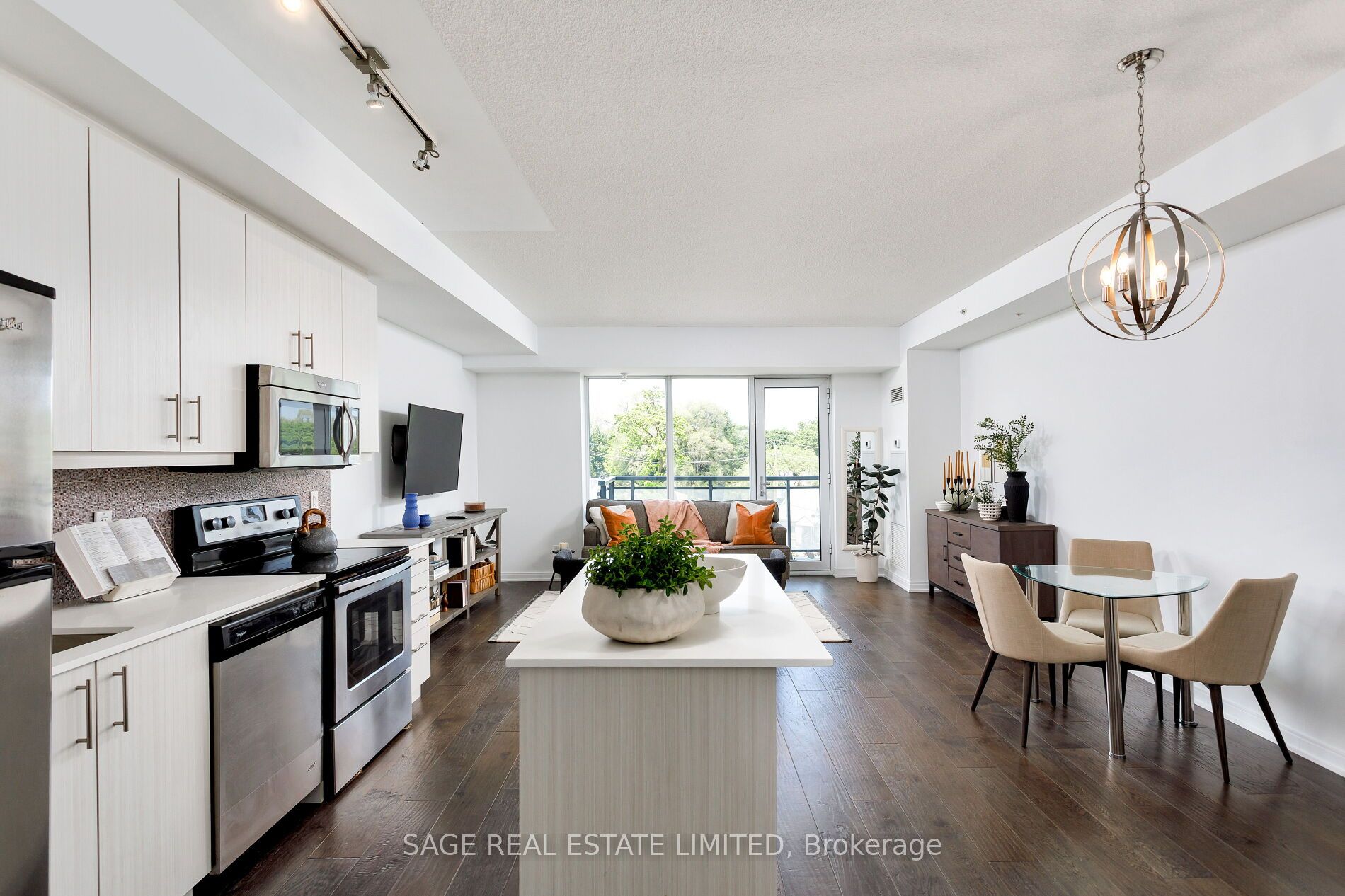 Additional image 3 of 401-760 The Queensway N/a, Toronto, ON, M8Z 0E1