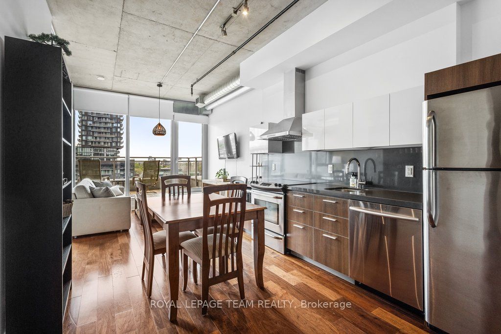 Additional image 5 of 833-340 Mcleod Street, Ottawa, ON, K2P 1A4