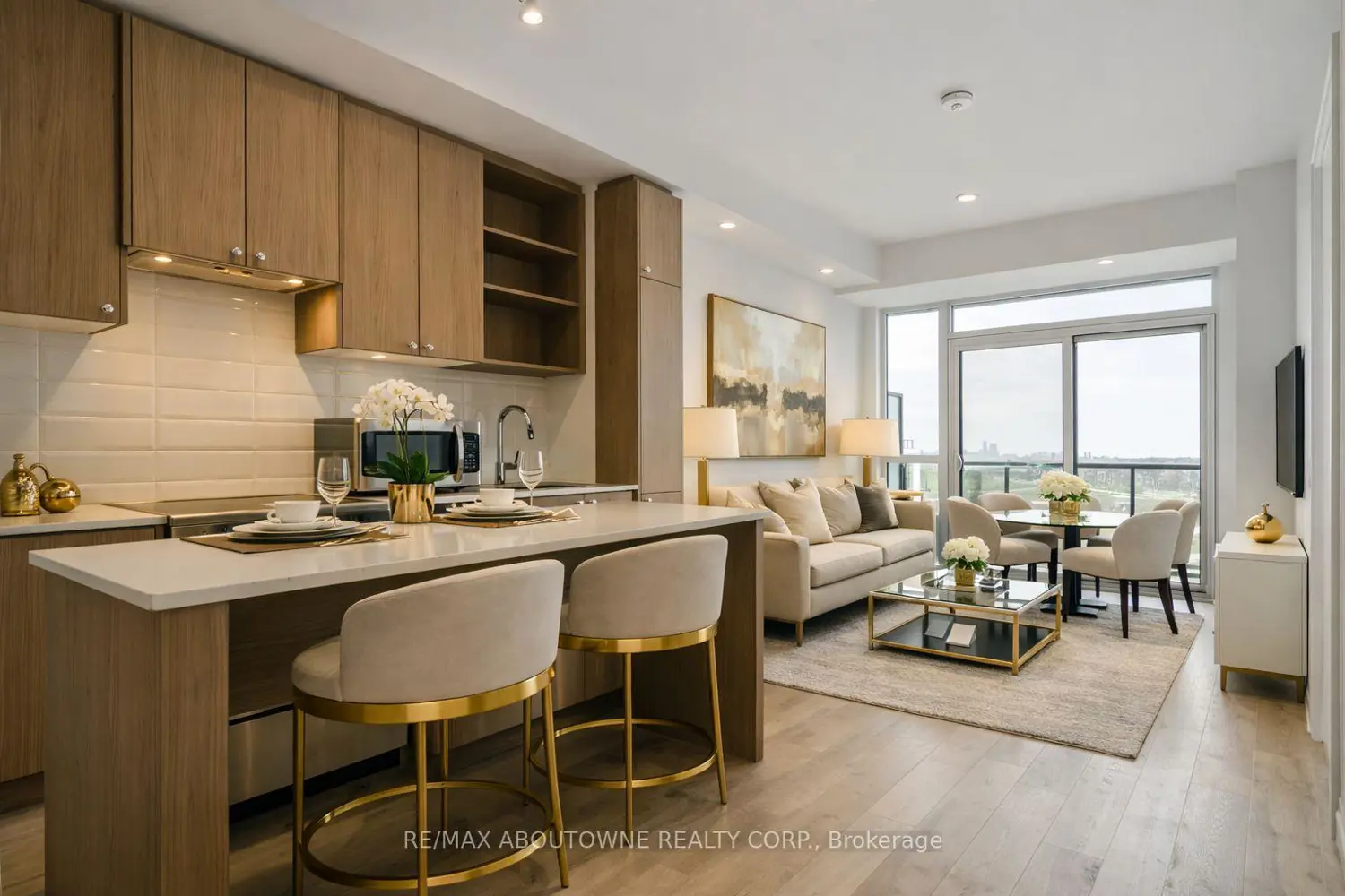 Additional image 7 of 50 George Butchart Drive 814
