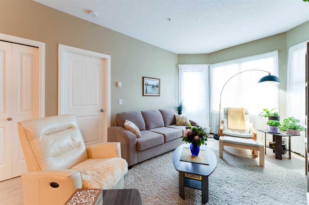 Additional image 5 of 206-8 Prestwick Pond Terrace SE, Calgary, AB, T2Z 4P3