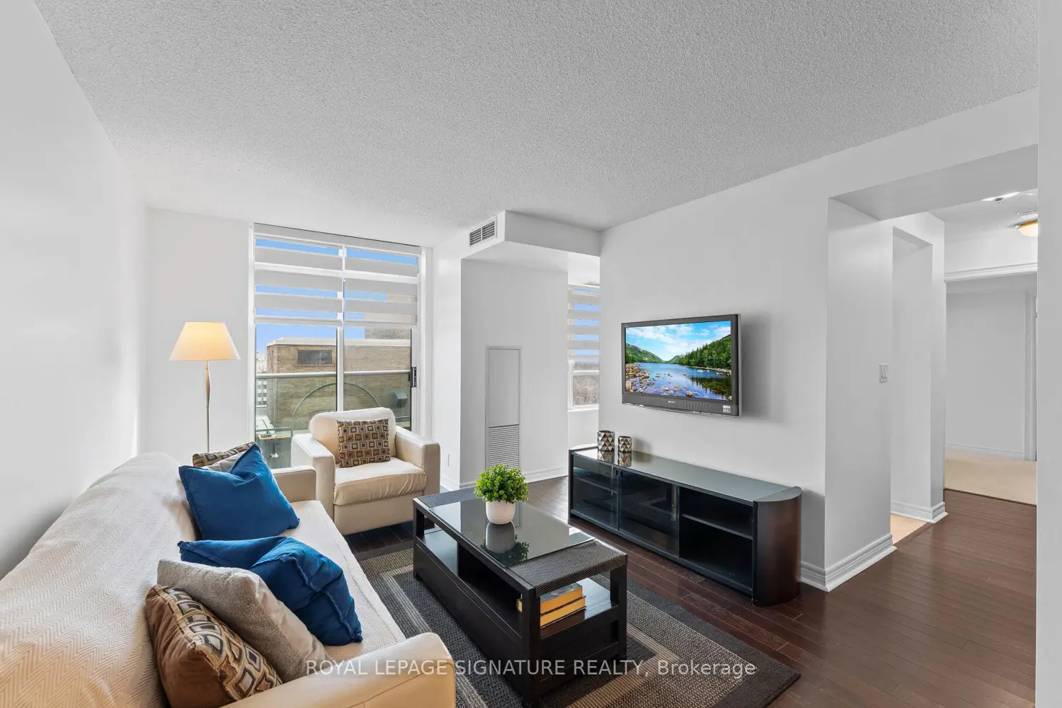 Additional image 3 of 212 Eglinton Avenue 1411