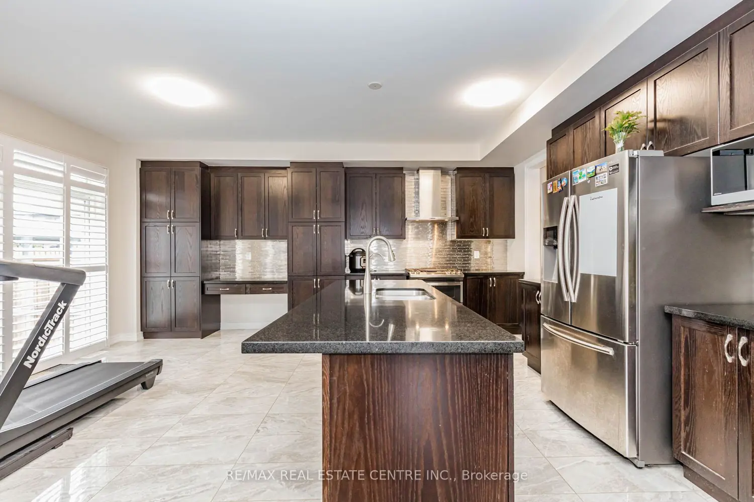 Additional image 4 of 1332 Blackmore Street