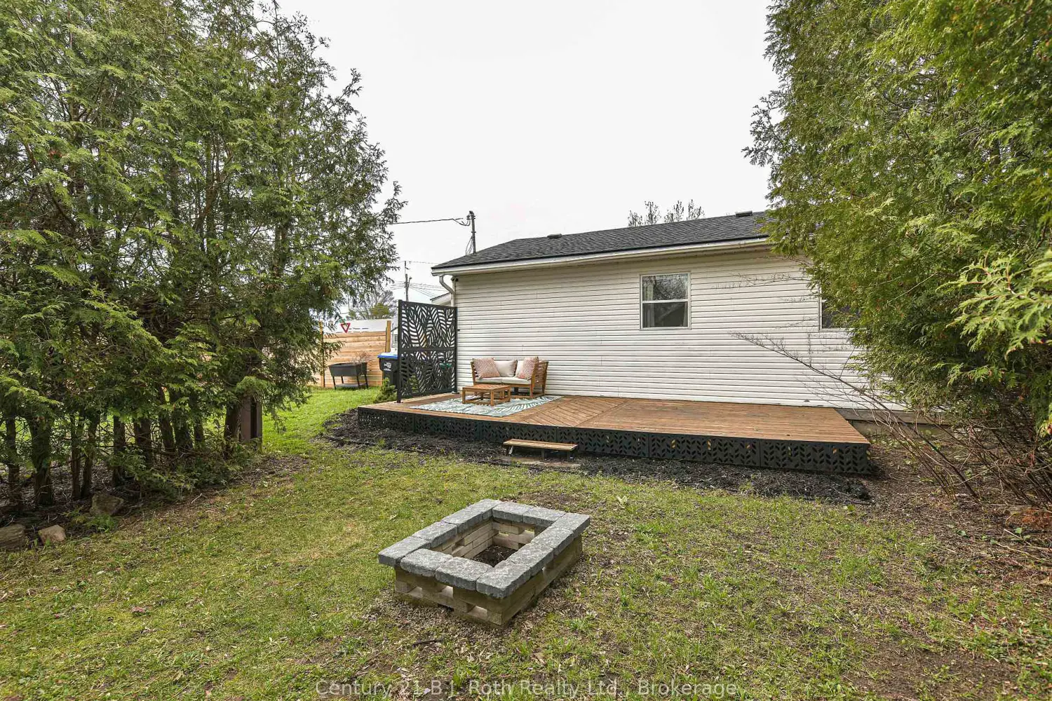 817 Eighth Avenue photo 5