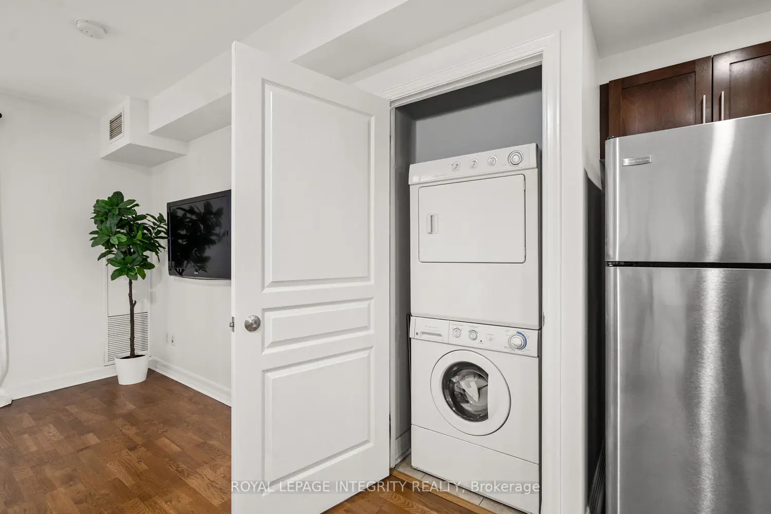 200 Besserer Street 710 photo 5