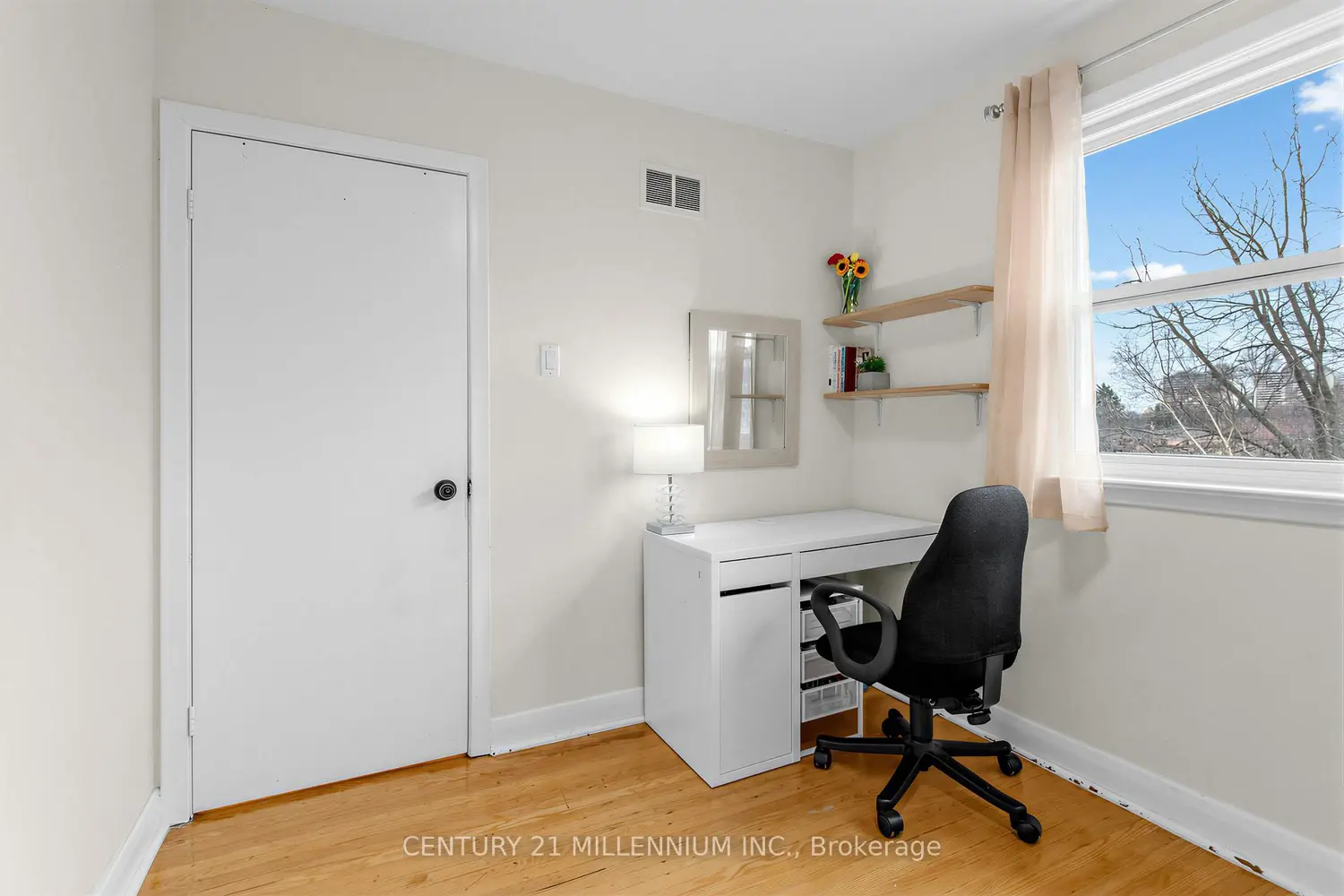 Additional image 9 of 1426 Wilson Avenue