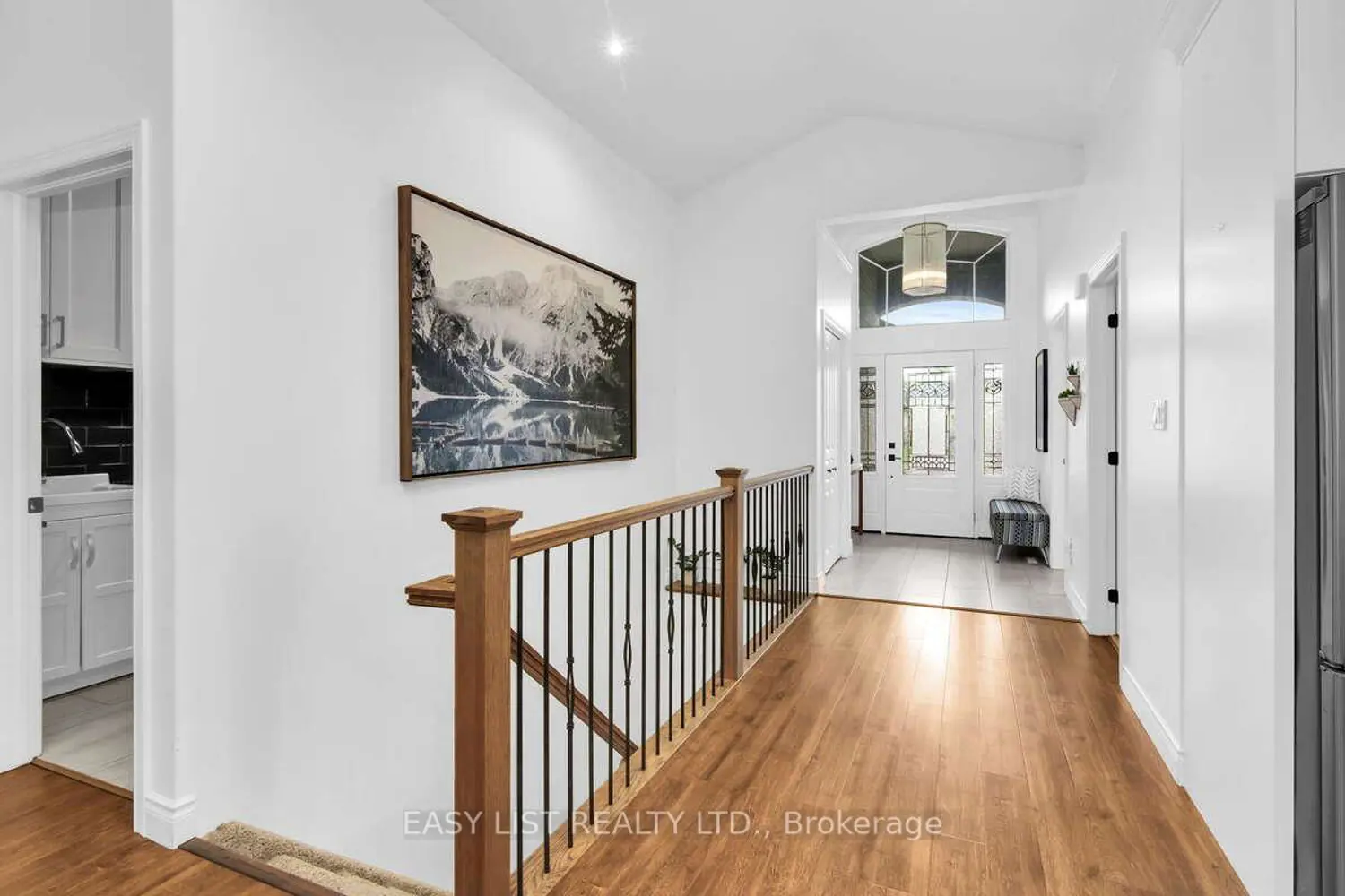 86 Royal Gala Drive photo 5
