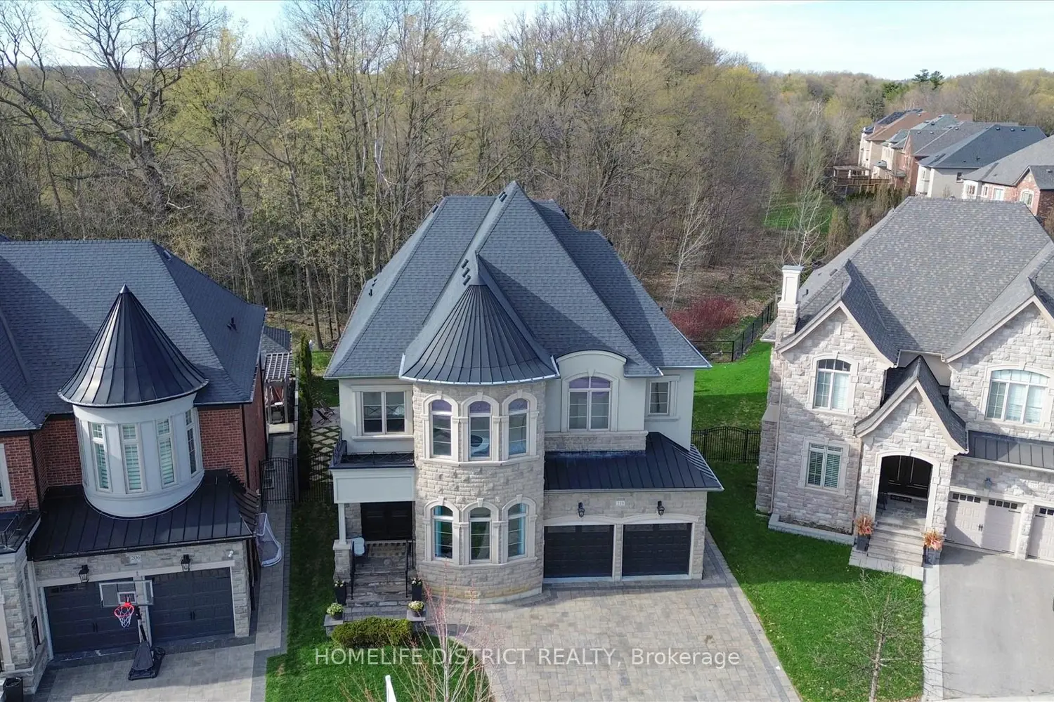 210 Cannes Avenue