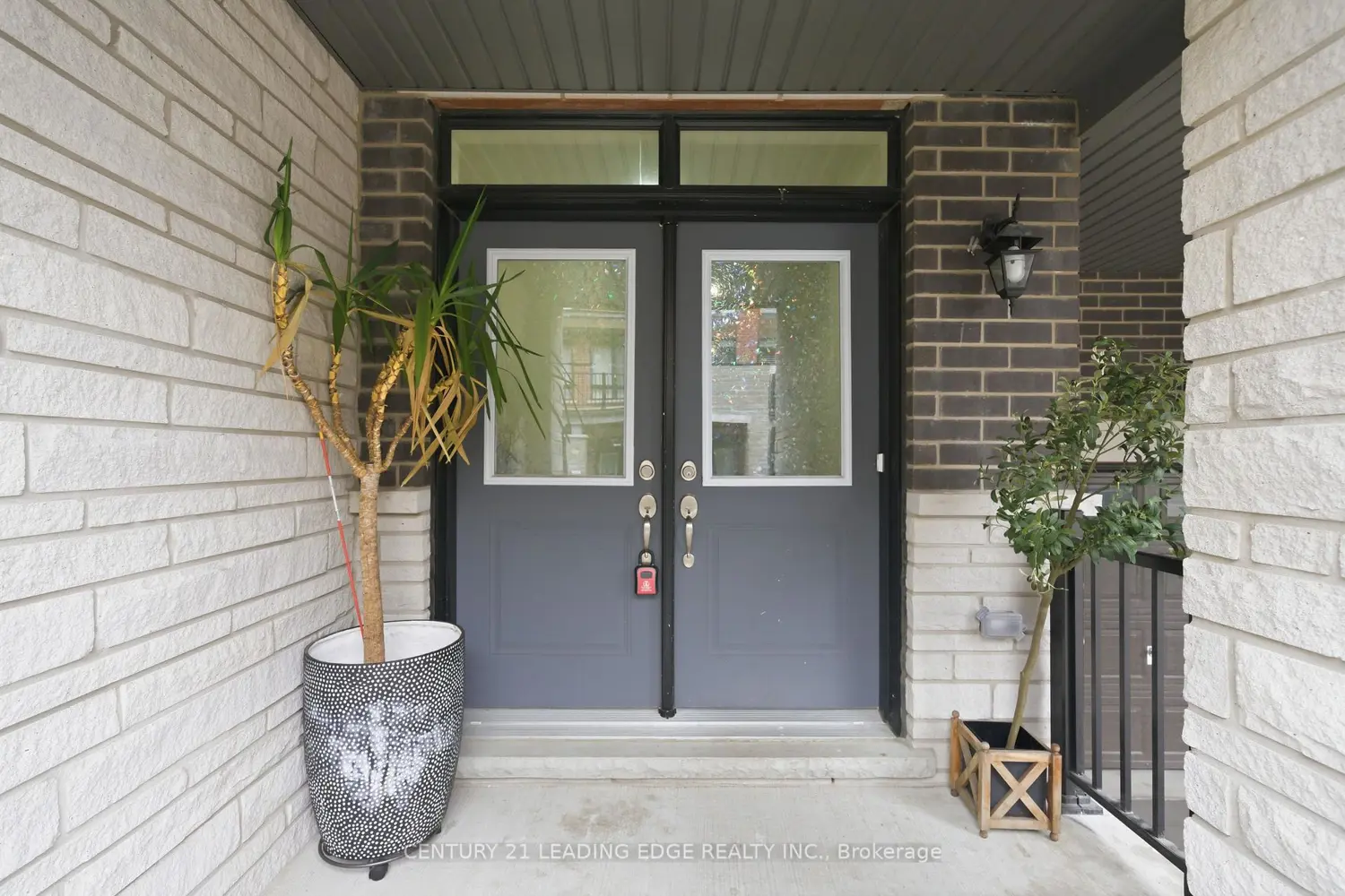 Additional image 2 of 12 Coppini Lane