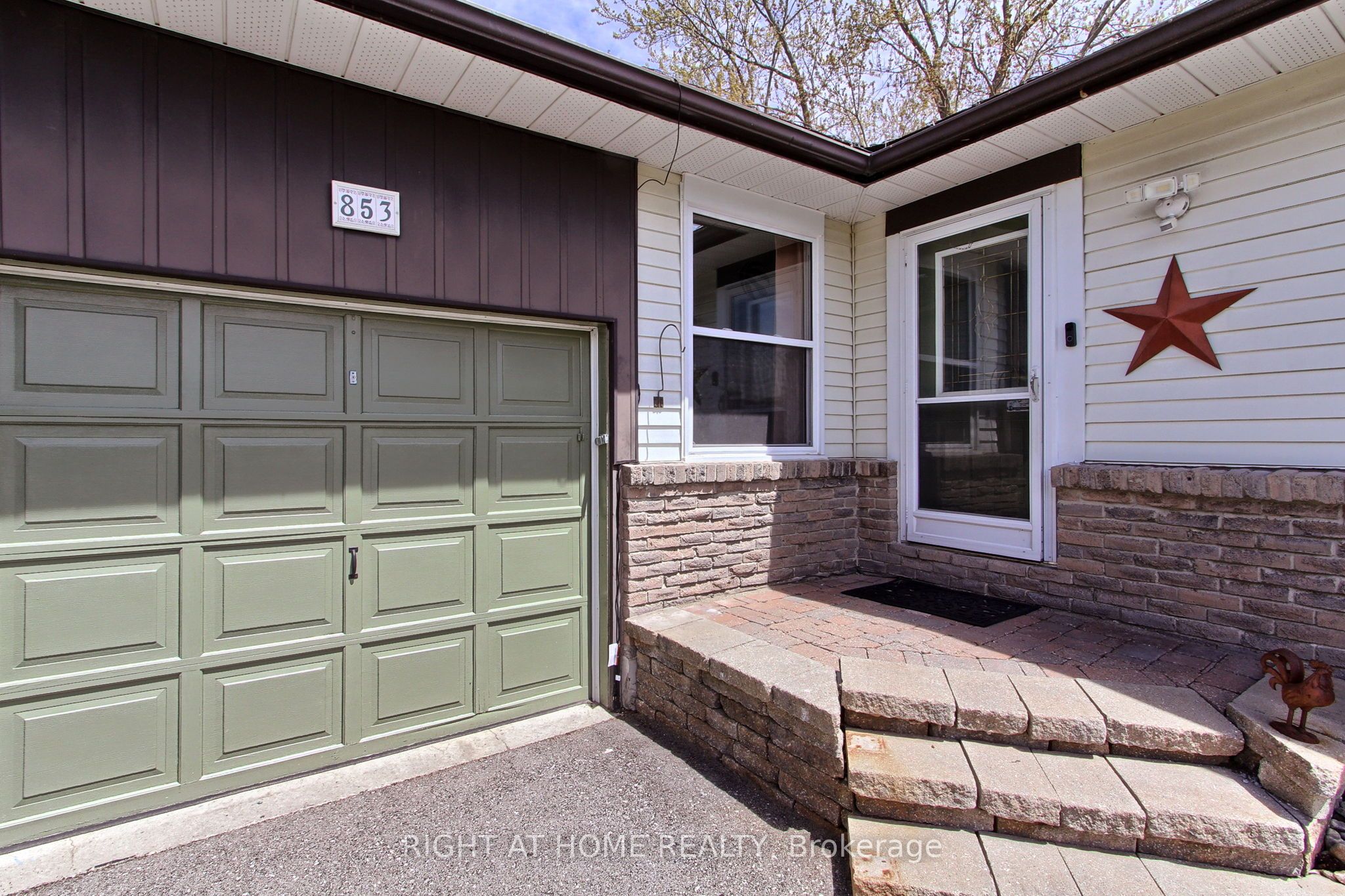 Additional image 5 of 853 Magnolia Avenue, Newmarket, ON, L3Y 5H5