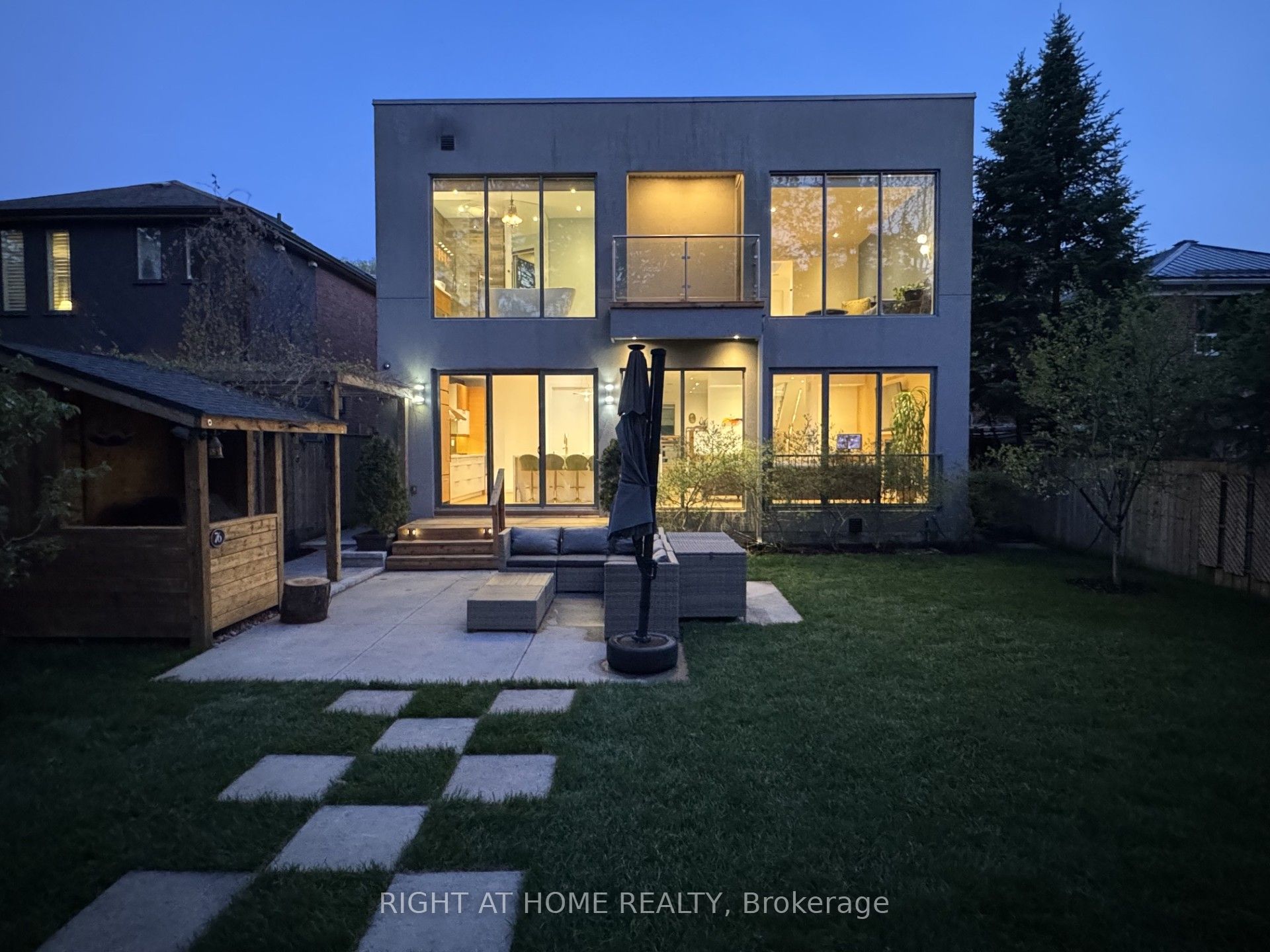 Additional image 2 of 76 Ferris Rd Road, Toronto, ON, M4B 1G4