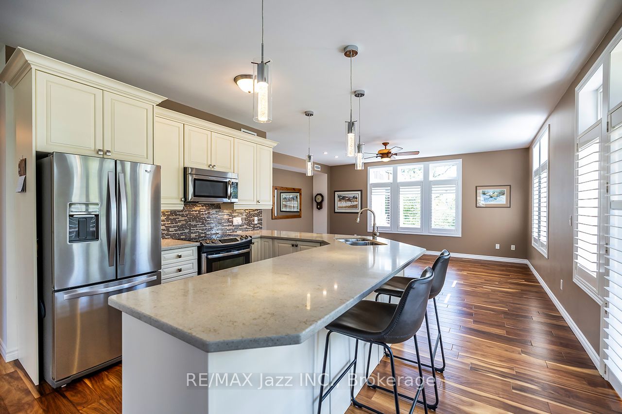Additional image 2 of 111-29 Lakewood Crescent, Kawartha Lakes, ON, K0M 1A0
