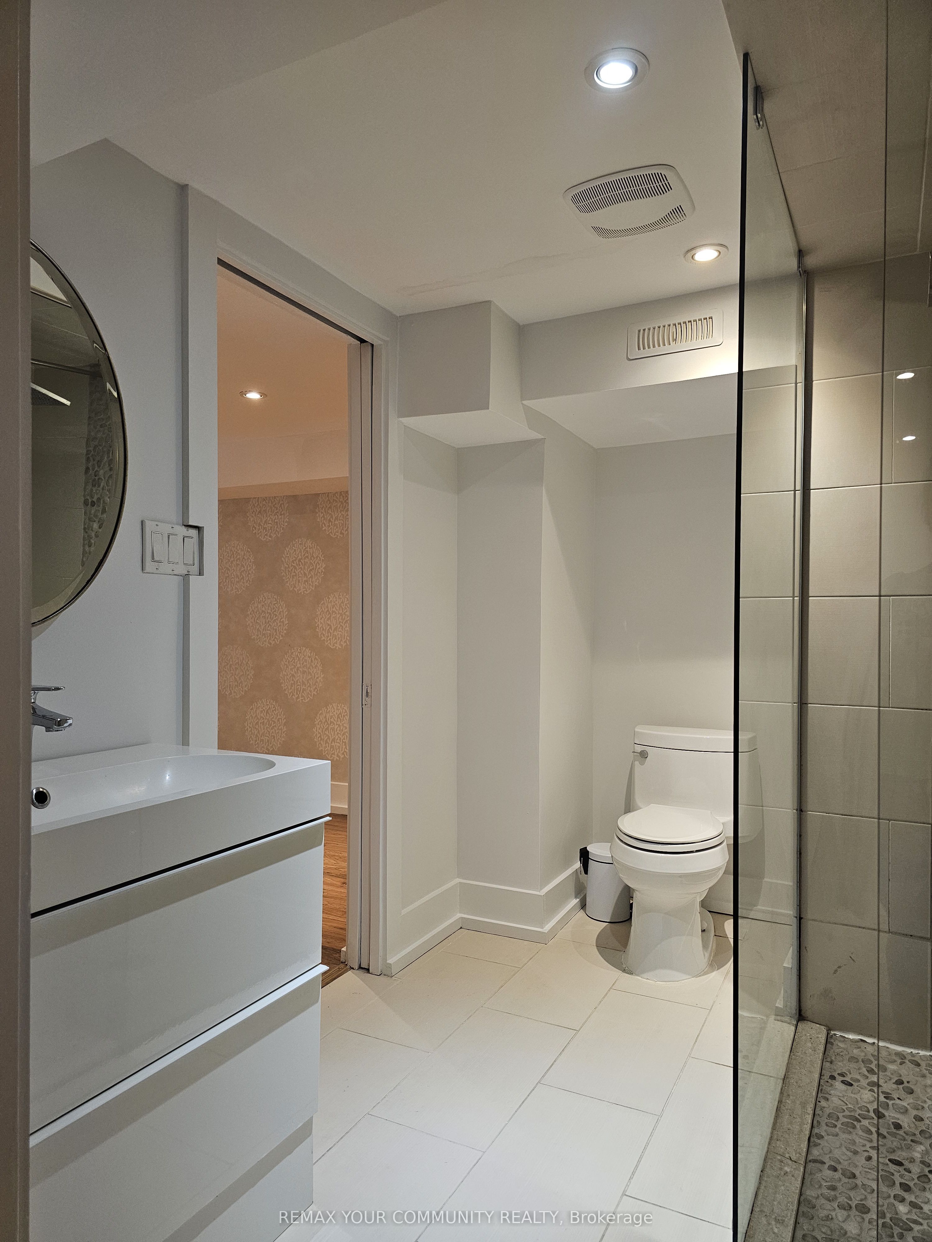 Additional image 4 of Basement-222 Patricia Avenue, Toronto, ON, M2M 1J5