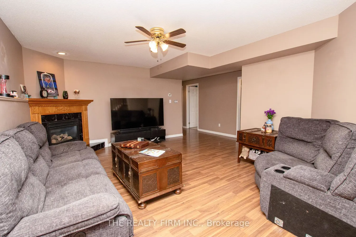 Additional image 12 of 41805 North Street