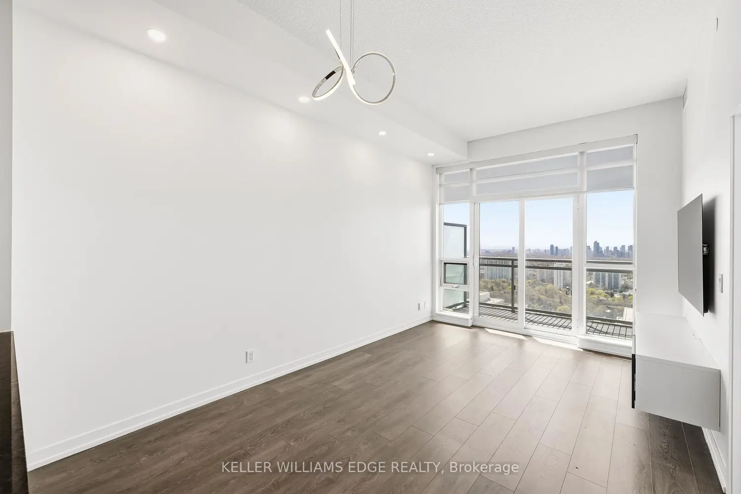 Additional image 9 of 89 Dunfield Avenue 3409