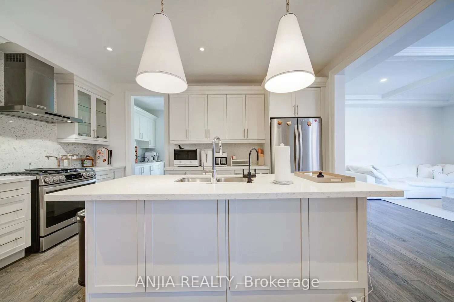 Additional image 10 of 5158 16Th Avenue