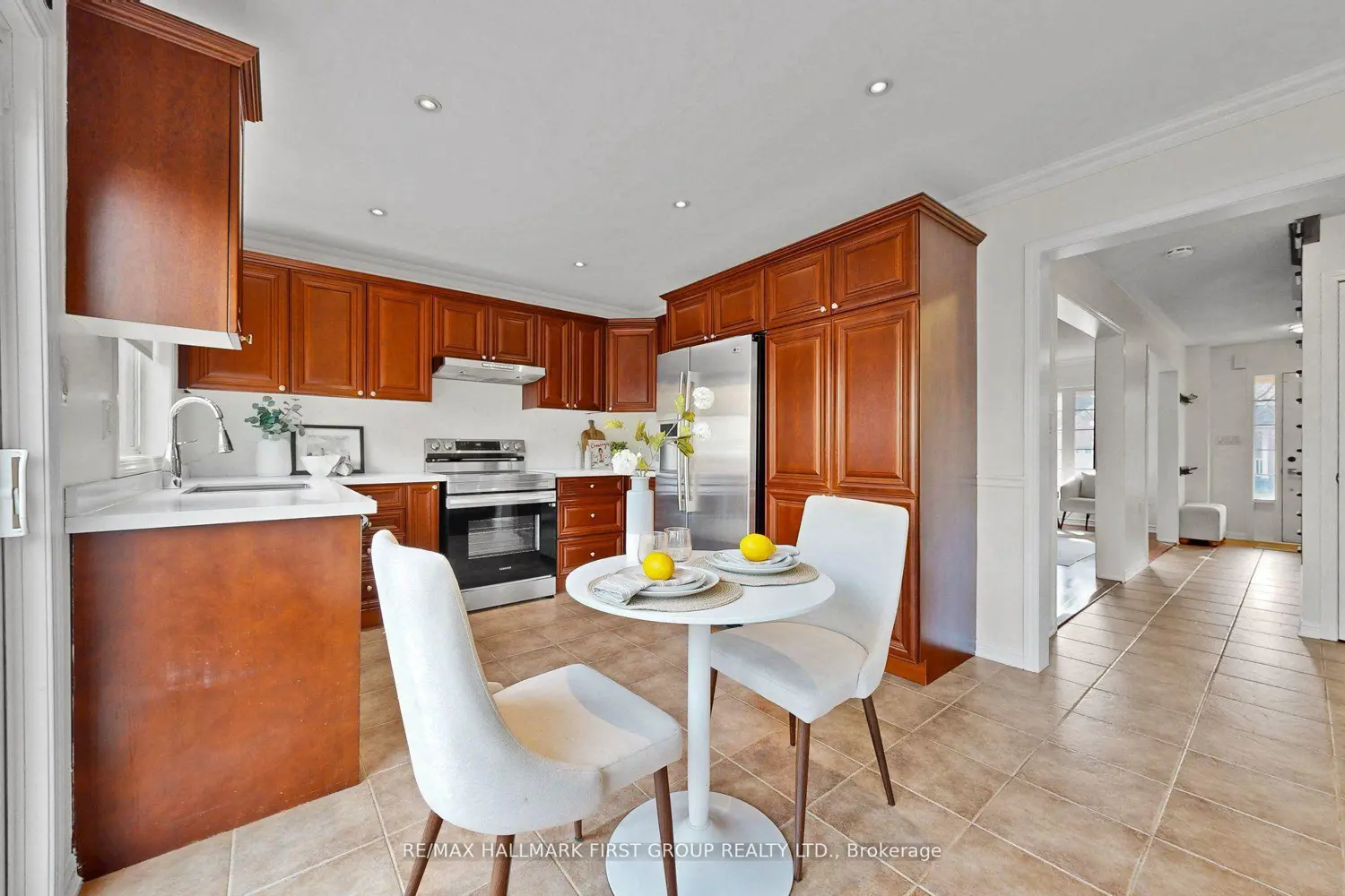 929 Bessy Trail photo 4