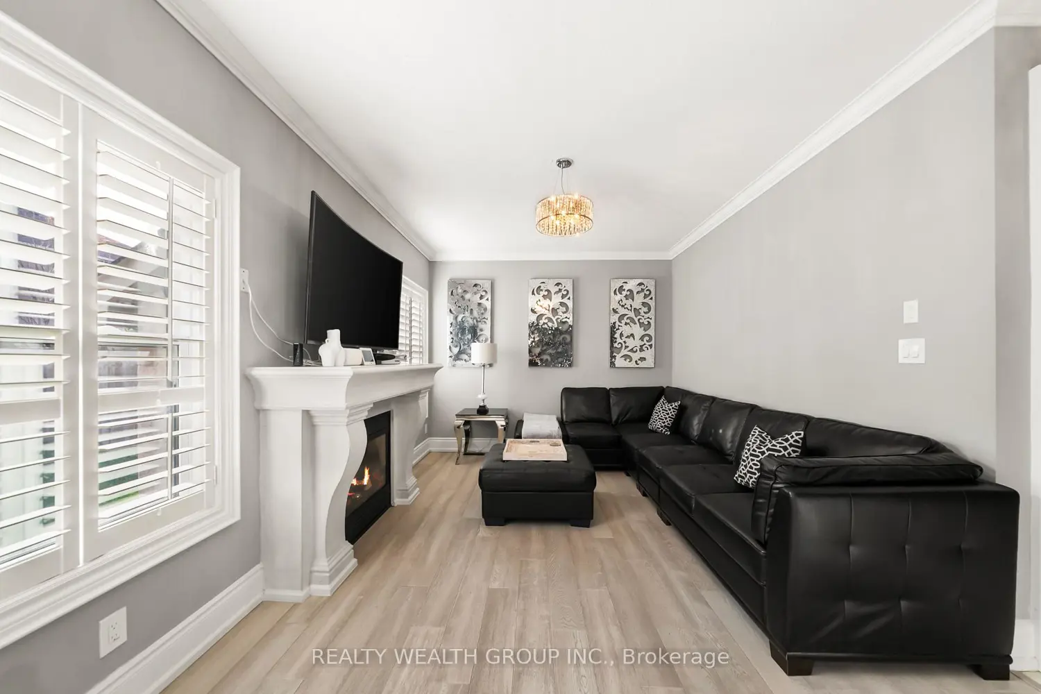 Additional image 11 of 185 Regency View Heights