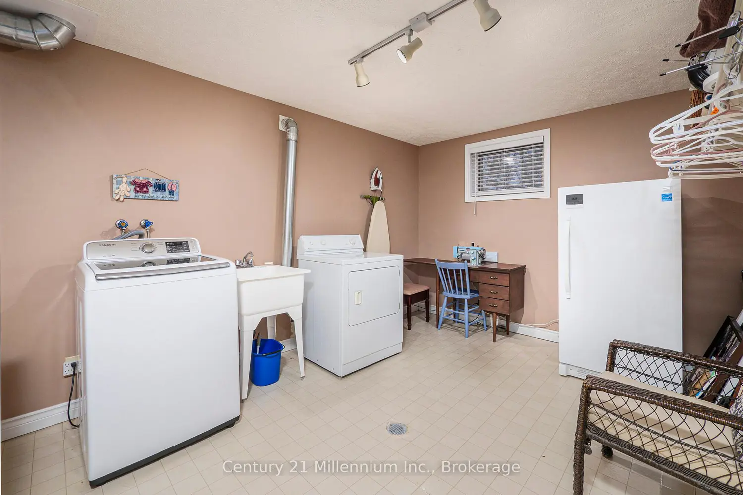 Additional image 9 of 330 1St Street