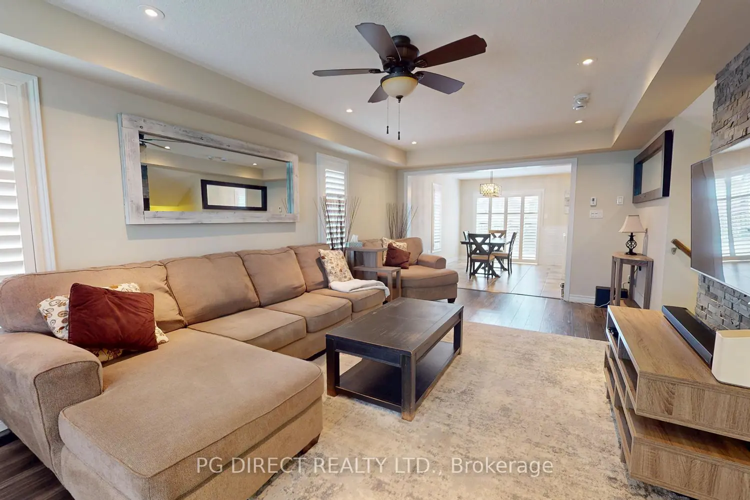 694 Victoria Road photo 3