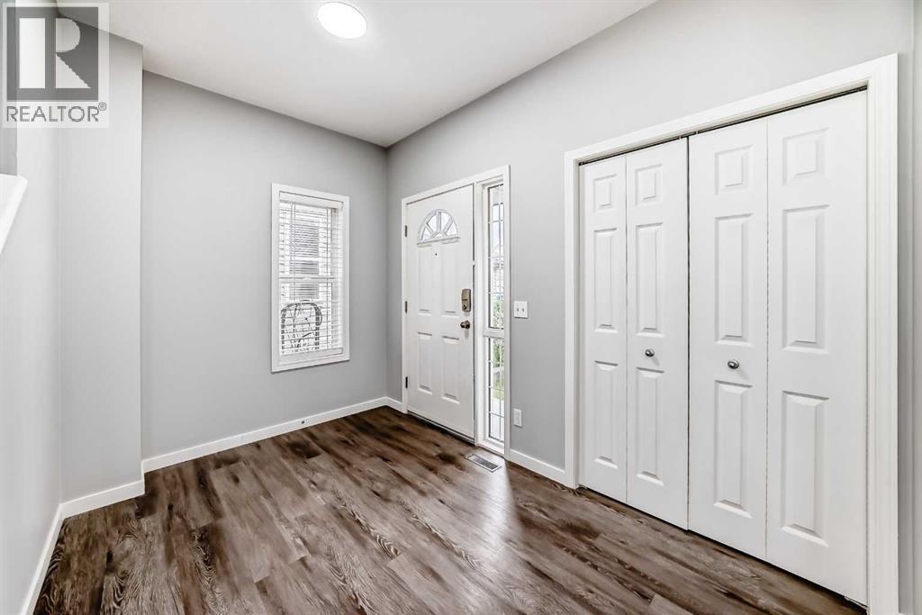 Additional image 2 of 14 Valley Crest Close Northwest, Calgary, AB, T3B5W9