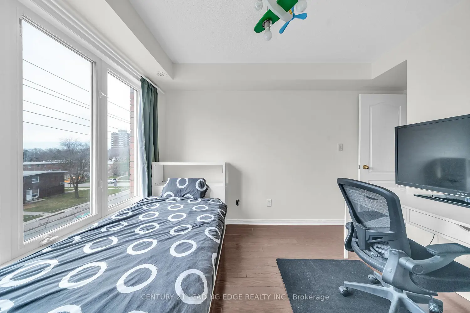 Additional image 13 of 653A Warden Avenue 53