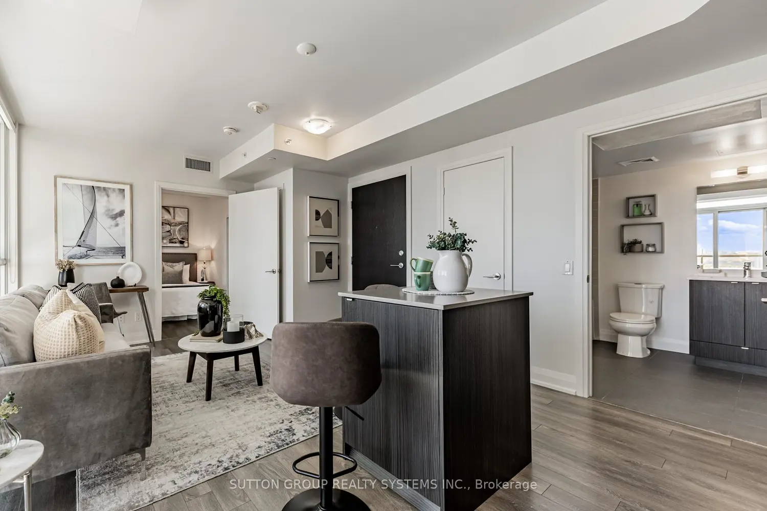 Additional image 10 of 1461 Lawrence Avenue 611