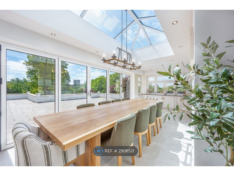 Additional image 14 of 7 bed detached house to rentBurnt Mill Lane, Harlow CM20