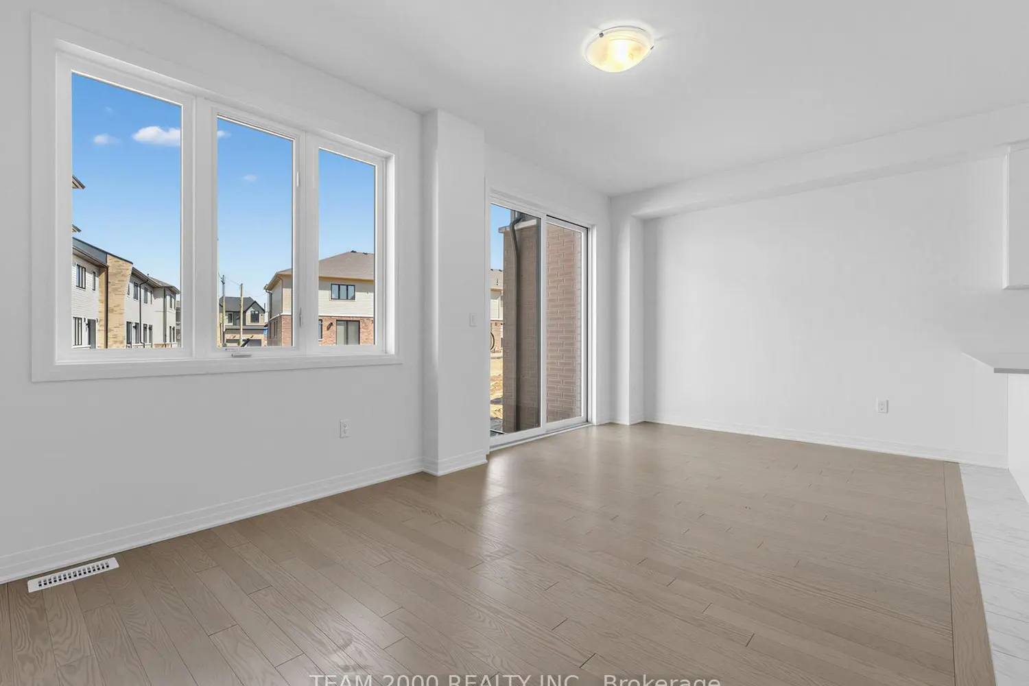 Additional image 12 of 61 Manuel Street
