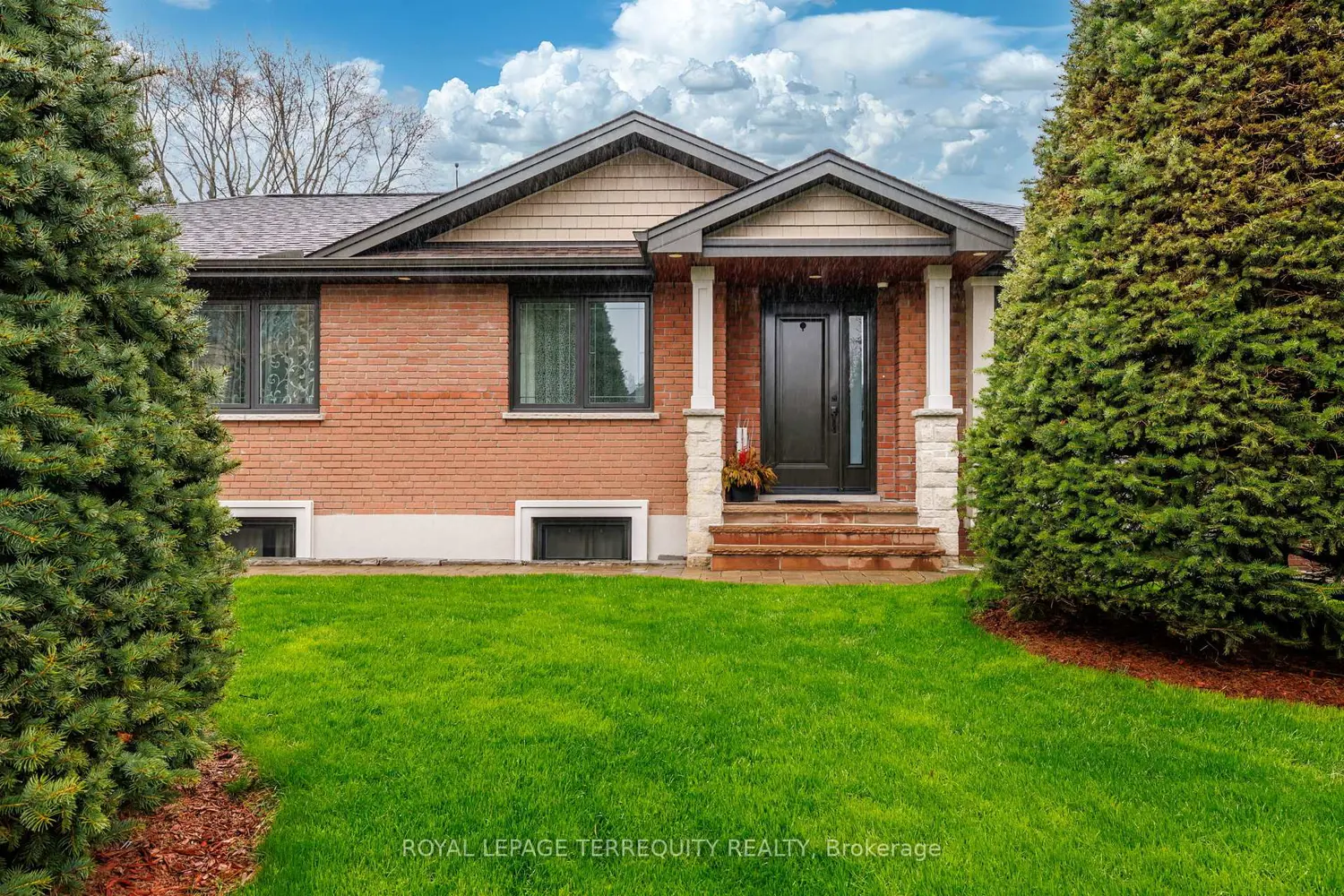 Additional image 2 of 582 Hyacinthe Boulevard