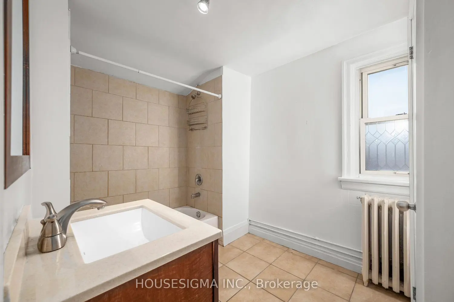 Additional image 7 of 301 Gibbons Street