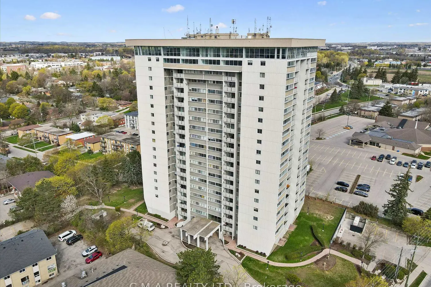 Additional image 18 of 375 King Street 1406