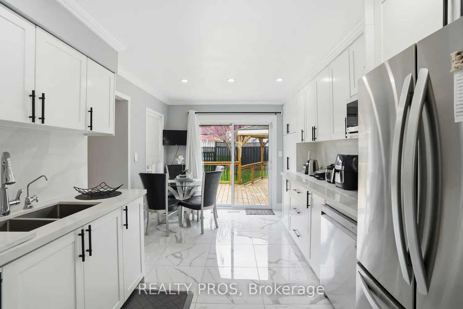 Additional image 13 of 38 Pebble Beach Court