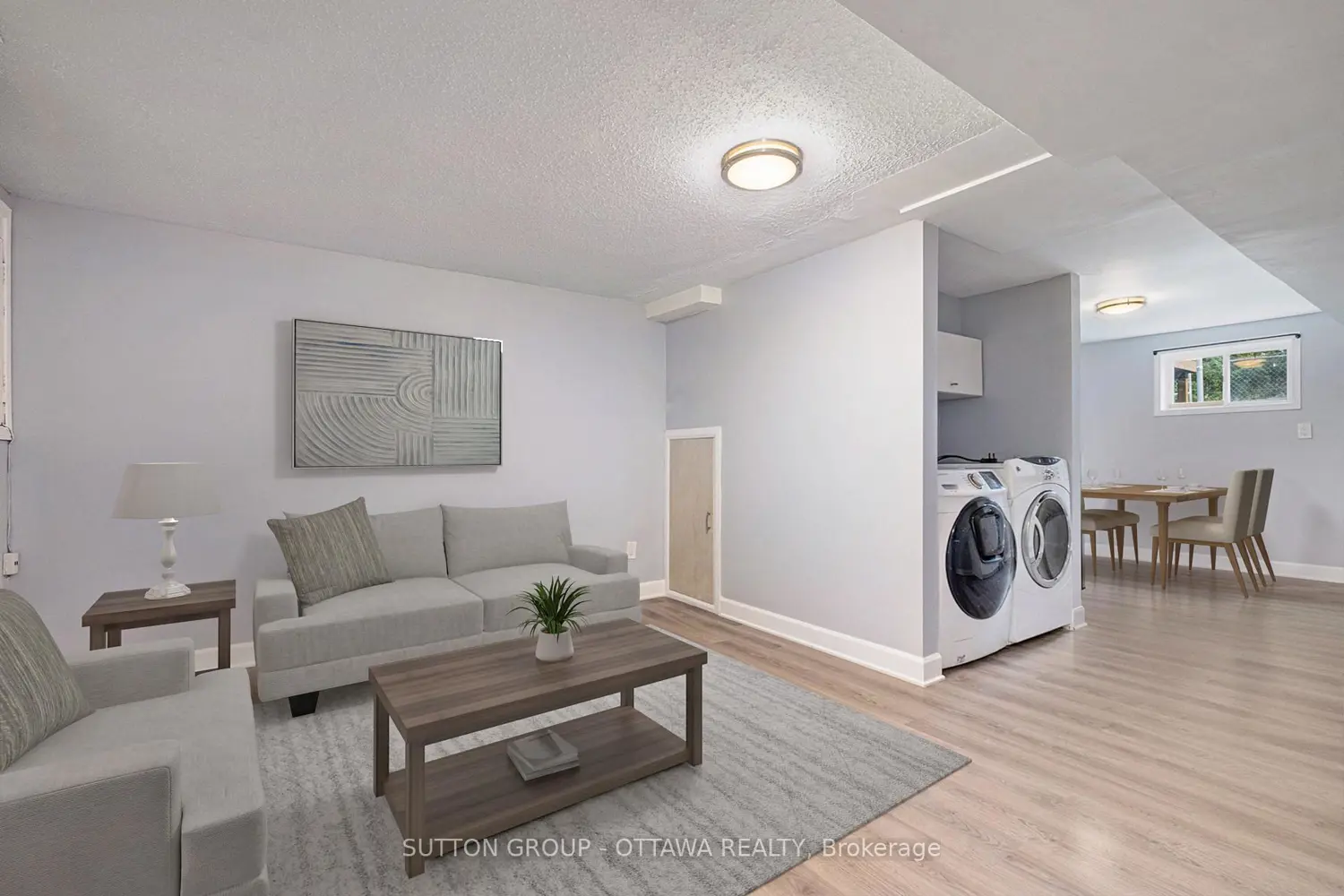 1368 Labrie Avenue photo 4