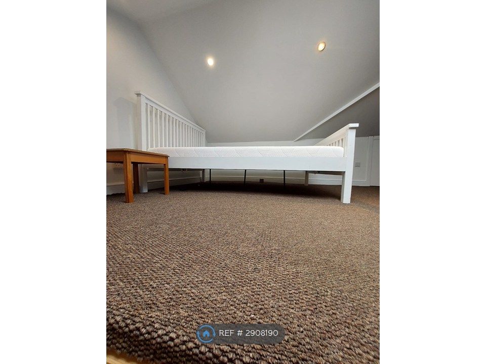Additional image 18 of 2 bed terraced house to rentStamperland Hill, Clarkston, Glasgow G76