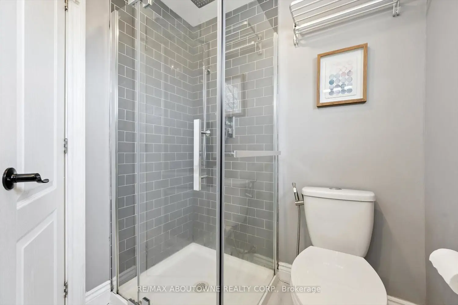 Additional image 4 of 395 Maidstone Crescent