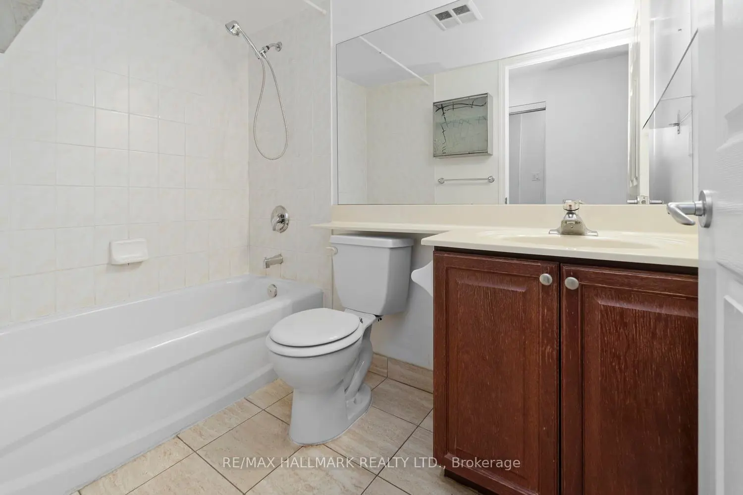 Additional image 15 of 230 Queens Quay 1119